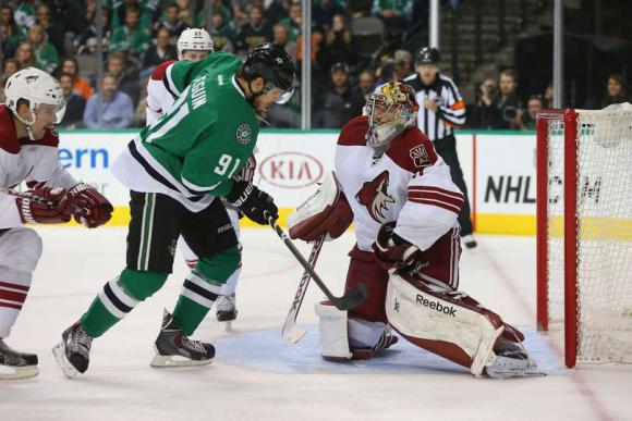 Arizona Coyotes vs. Dallas Stars at Gila River Arena
