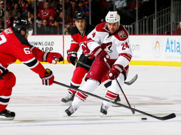 Arizona Coyotes vs. New Jersey Devils at Gila River Arena