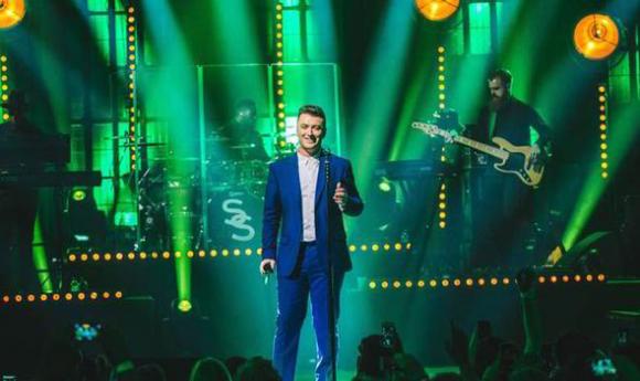 Sam Smith at Gila River Arena